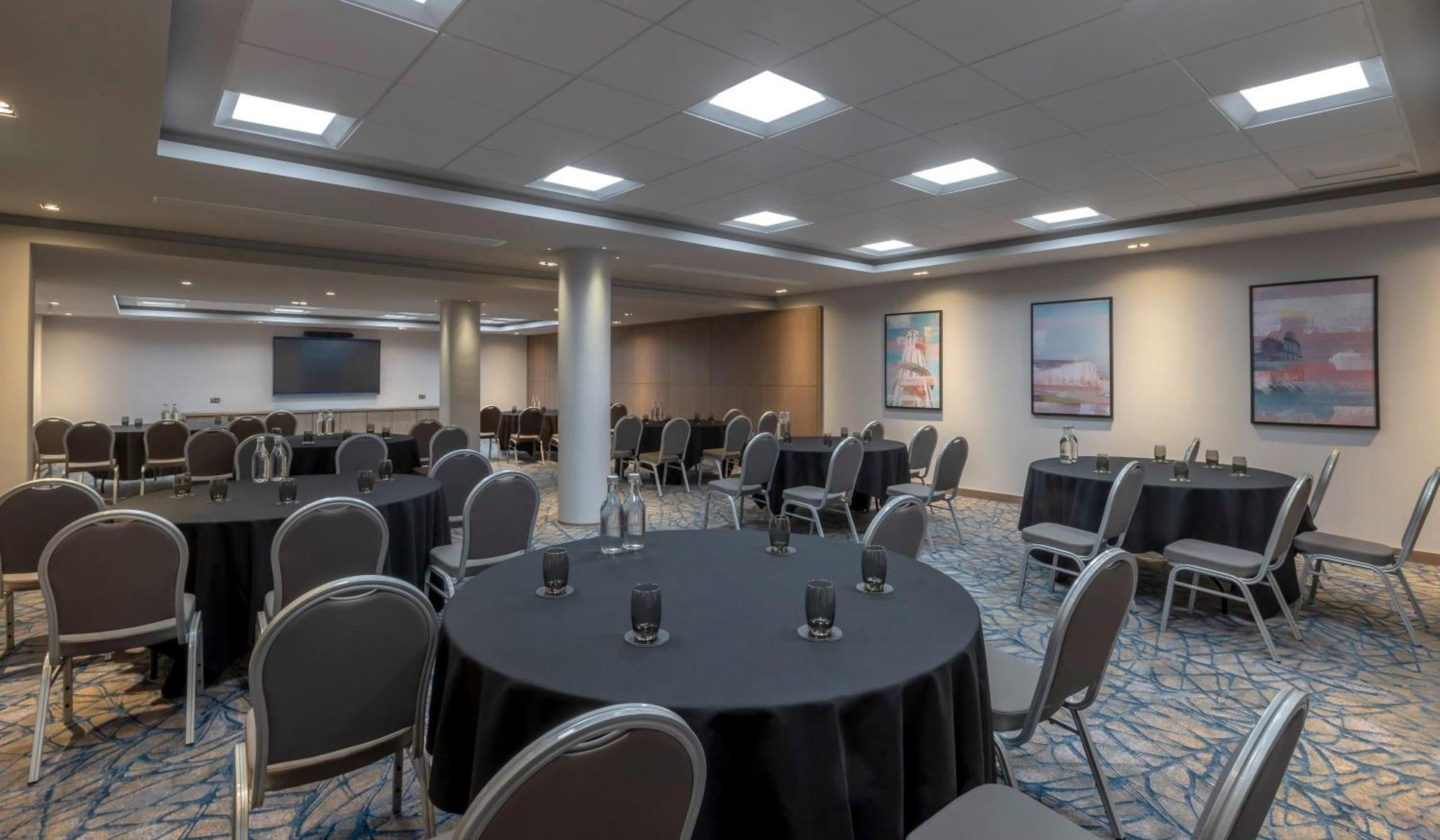 Maldron Hotel Brighton City Centre Экстерьер фото