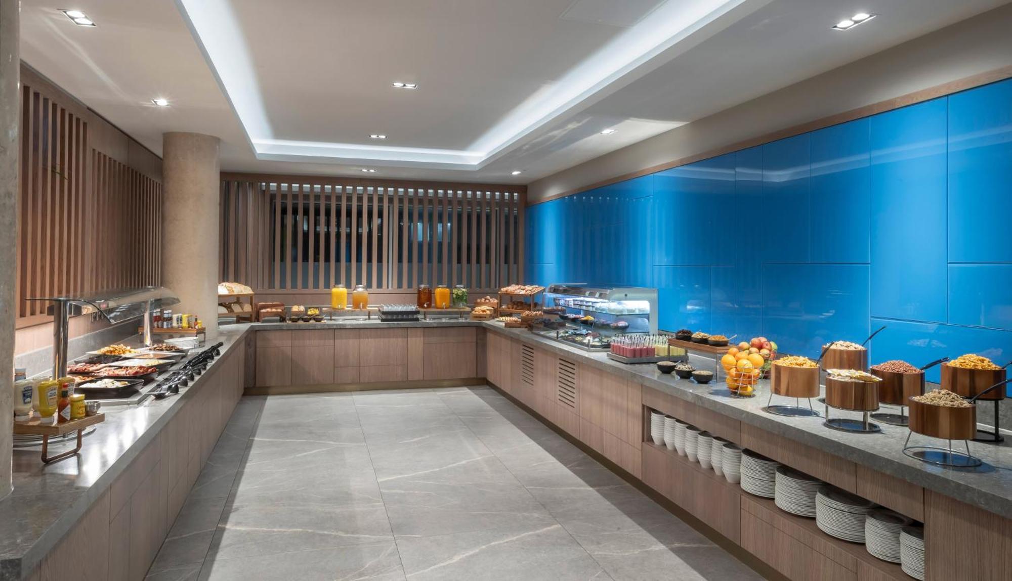 Maldron Hotel Brighton City Centre Экстерьер фото